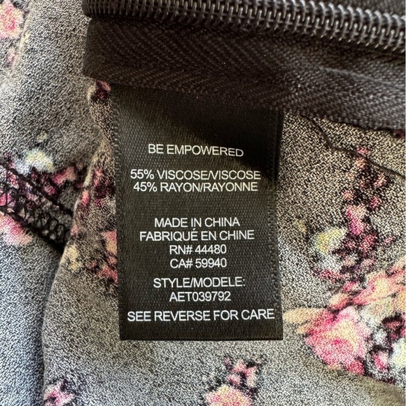 AFRM Floral Print Peplum crop Top MEDIUM crop zip side pink - Picture 9 of 10